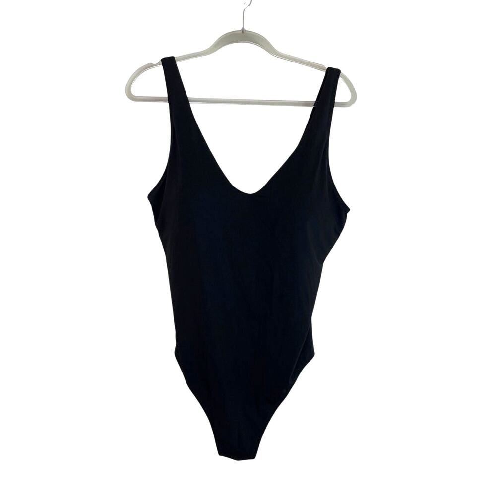 Athleta Seychelles One Piece Swimsuit Black Size XL Classic Removable Pads NWT